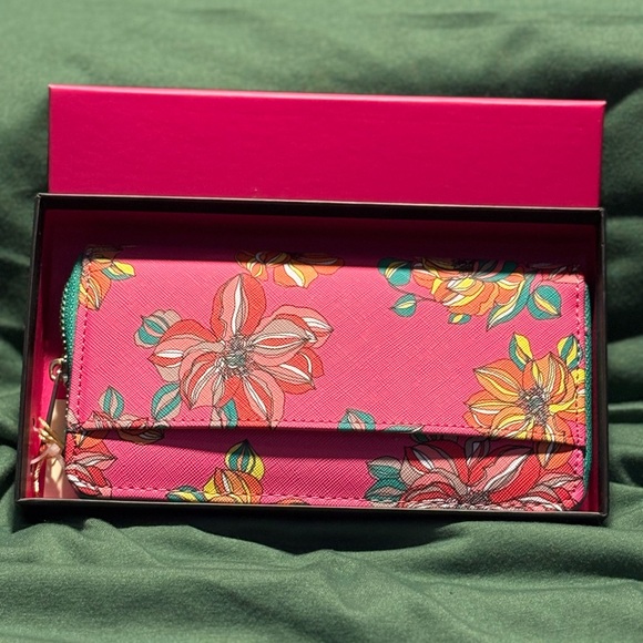 Trina Turk Pink Floral Wallet - Picture 1 of 7